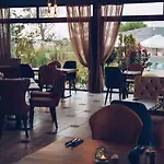 Ośrodek wypoczynkowy Apolonia 4*
