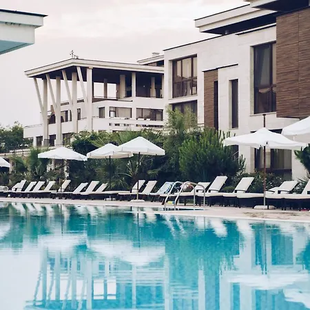Semesteranläggning (resort) Apolonia 4*
