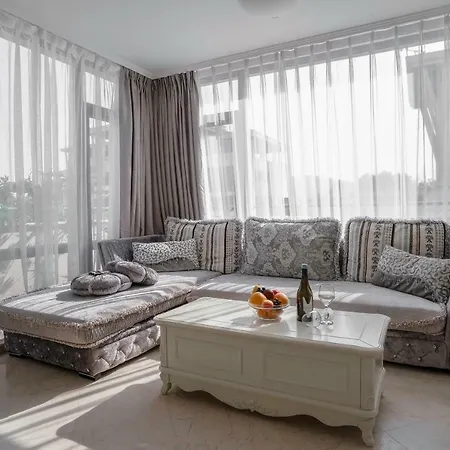 Apolonia Курортный комплекс 4*