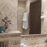 Apolonia Complex 4*