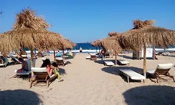 Apolonia Resort