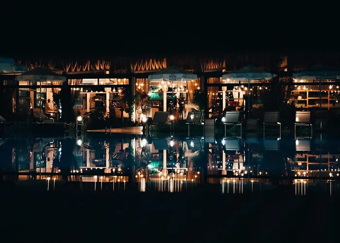 阿波罗尼亚度假公寓式酒店 4* 索佐波尔