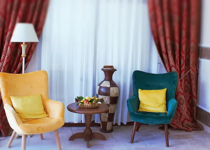 阿波罗尼亚度假公寓式酒店 4*