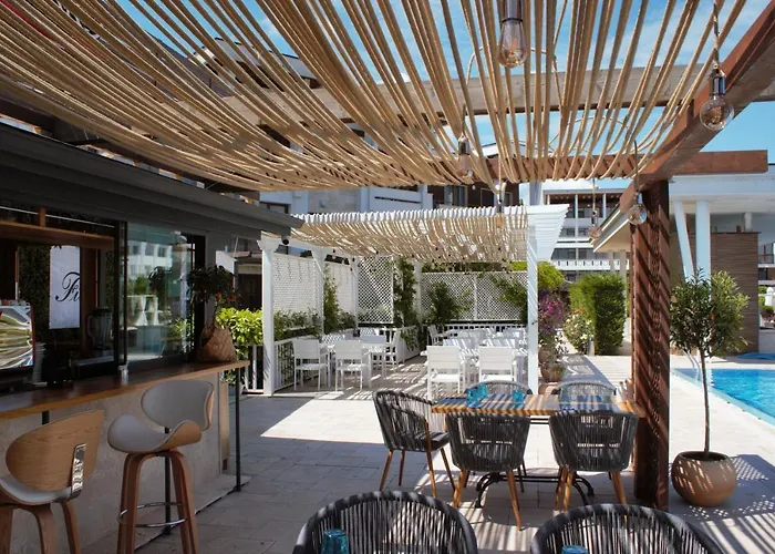 阿波罗尼亚度假公寓式酒店 度假村 索佐波尔