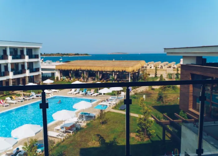 Apolonia Ośrodek wypoczynkowy 4*