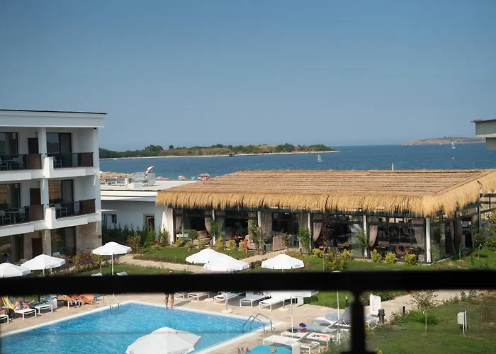 阿波罗尼亚度假公寓式酒店