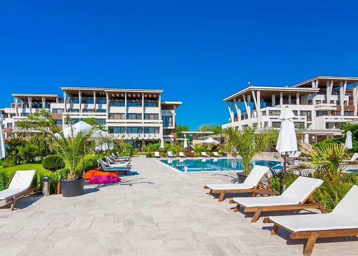 阿波罗尼亚度假公寓式酒店 4*